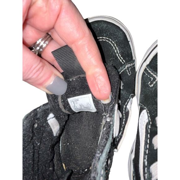 VANS Sk8-Hi Toddler Size‎ 6 Shoes Black White Canvas Sneakers Kids Unisex - Picture 9 of 9